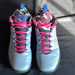 NIKE Jordan Mello M11 (Gray, Black, Blue and Pink) 716227-413